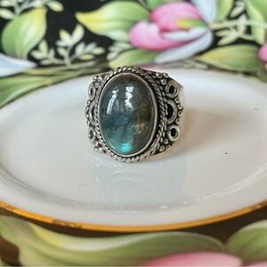 925 Sterling Silver & Labradorite Ring